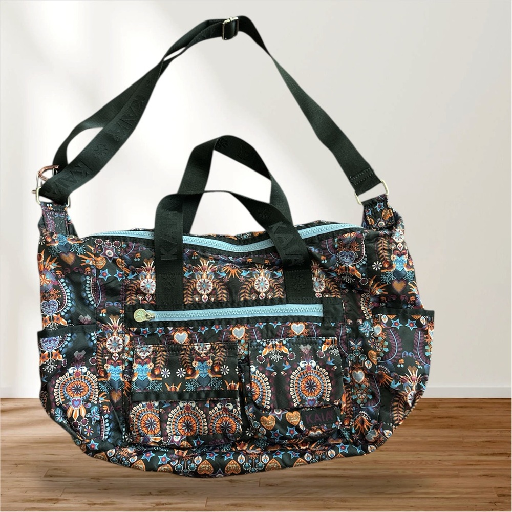Kaia Multicolor Women's Weekender Travel or Baby Duffel Bag $40 obo